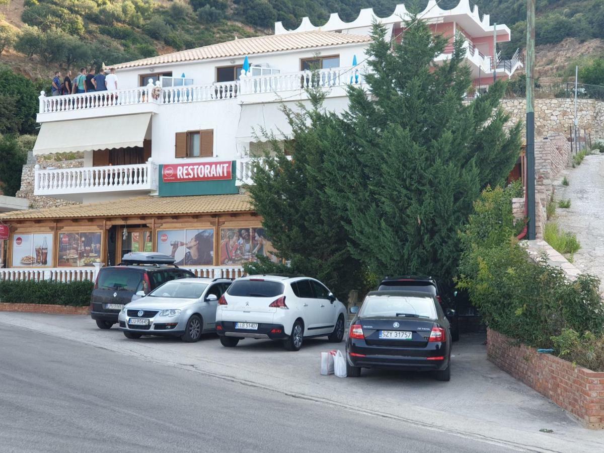 Hotel Lagjini Lukove Exterior photo